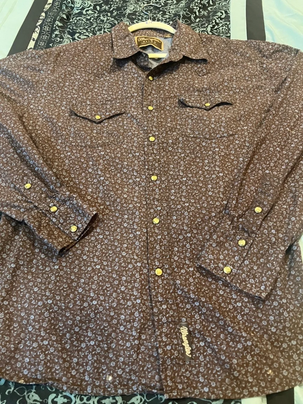 Wrangler RETRO Brown Floral-Print Long-Sleeve Button-Down Shirt - Picture 2 of 7